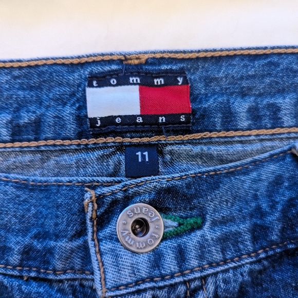 Tommy Jeans Denim Mini Skirt Size 11 - Picture 4 of 8